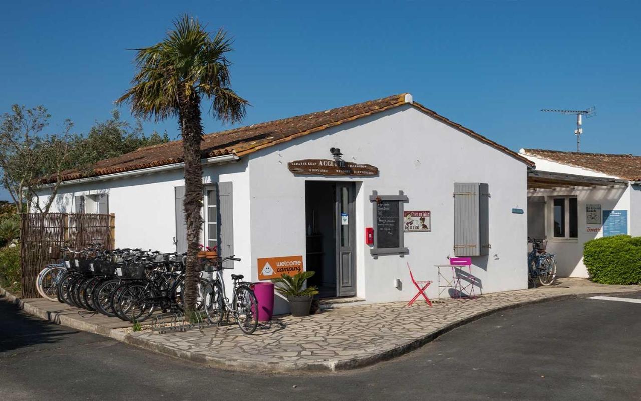 Camping Les Perouses 4*