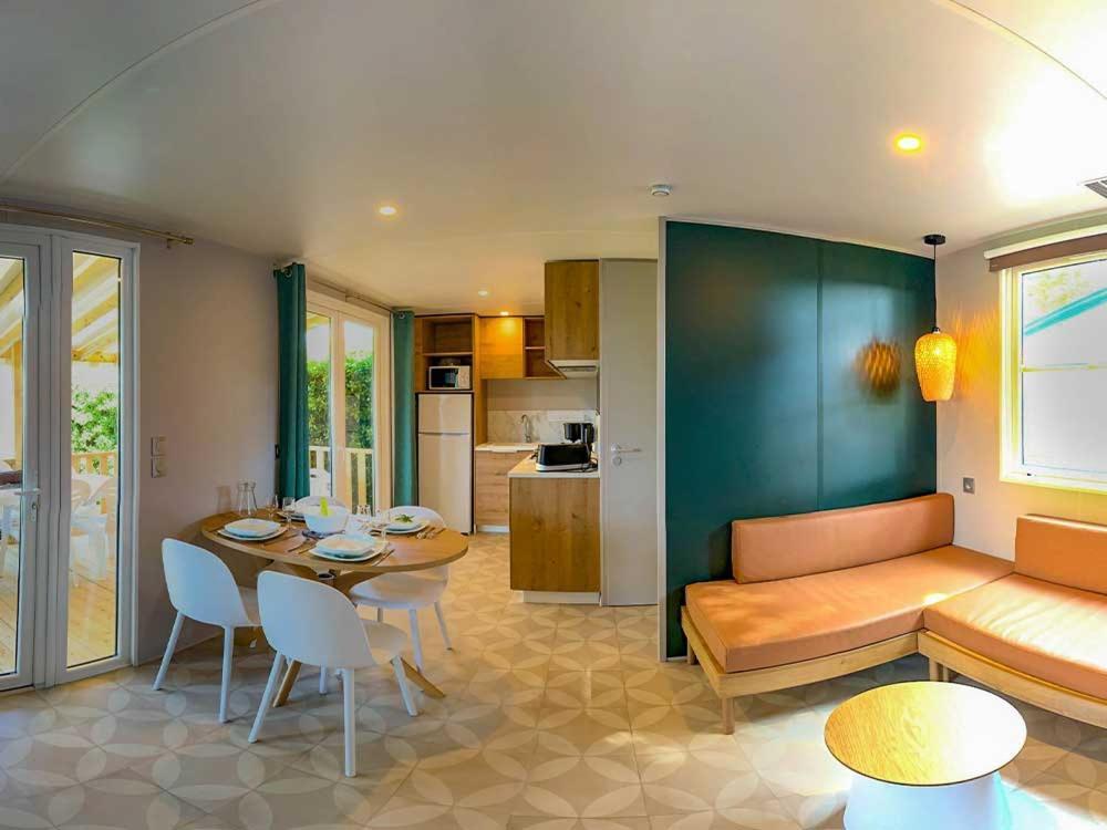 Camping Les Perouses 4*